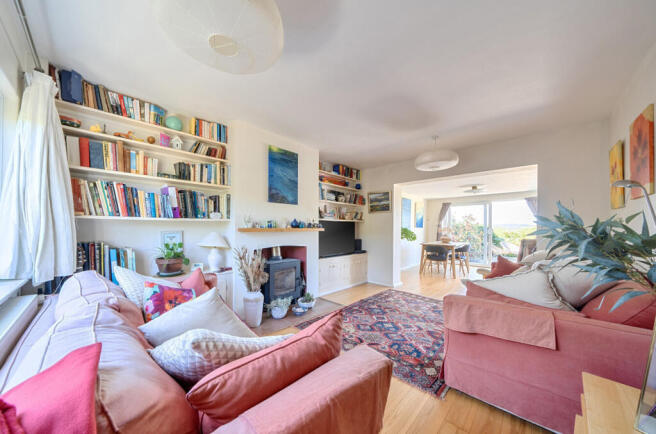 1438173-11-69d503...