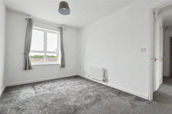 2 bed Apartment for sale Image 5