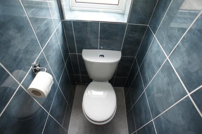 SEPARATE WC