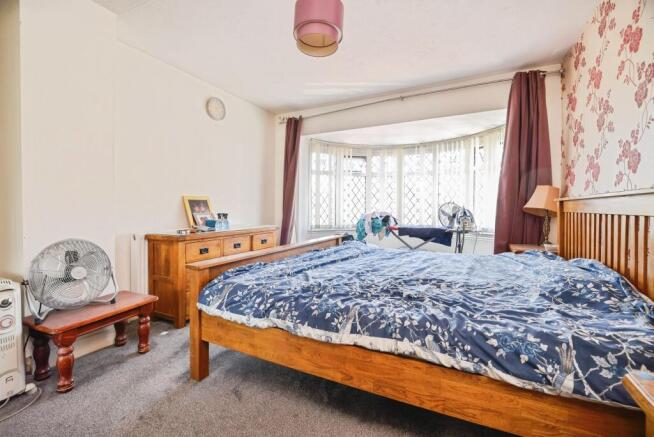 3 bed Semi-Detached for sale Image 8