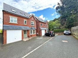 7, Grove Court, Shrewsbury SY4 1JR