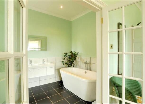 Ensuite