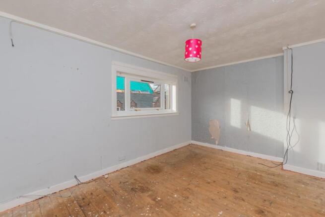 11. Bedroom 1 (1).jpg