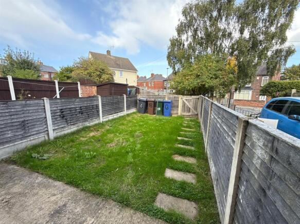 2 bed House to rent in barnsley