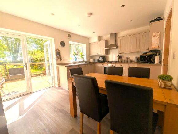 Kitchen Diner
