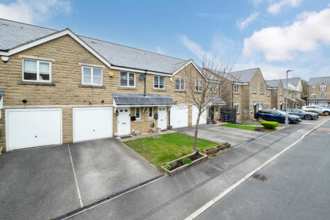Birkshead Mews, Wilsden, West Yorkshire, BD15