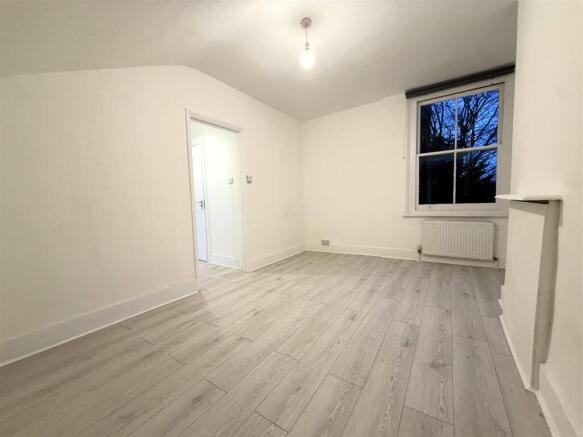 MAIN ROOM 6.jpg