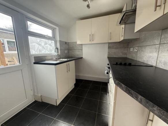 Central Rd, Hugglescote, Coalville, Leicestershire. LE67 2FJ photo 5