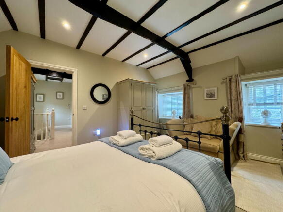 2 bed Cottage for sale Image 9