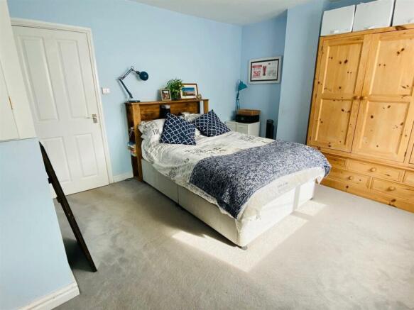 fountain st 16 bed 1 x 3.jpg