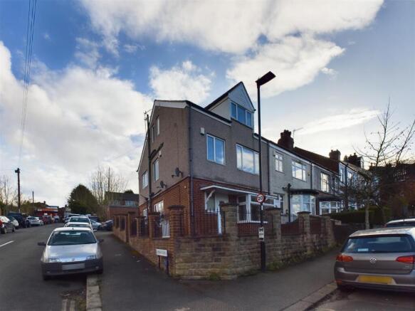 1 bed Apartment to rent Image 11