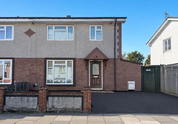 3-bed semi-detached on 14 Stelling Road, Erith, Bexley, DA8 3JH, £180,000