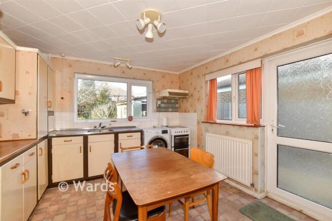 Kitchen/ Breakfast Room