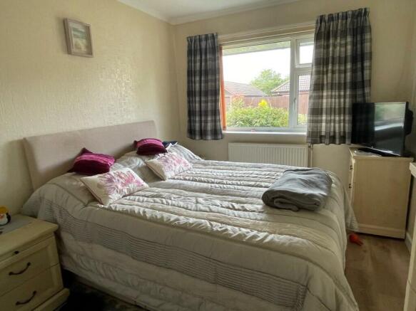 Bedroom1.jpg