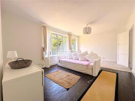 20, Oaklands, Constance Road, Twickenham TW2 7JQ