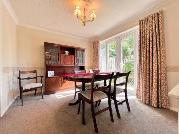4 bed Detached for sale Image 10