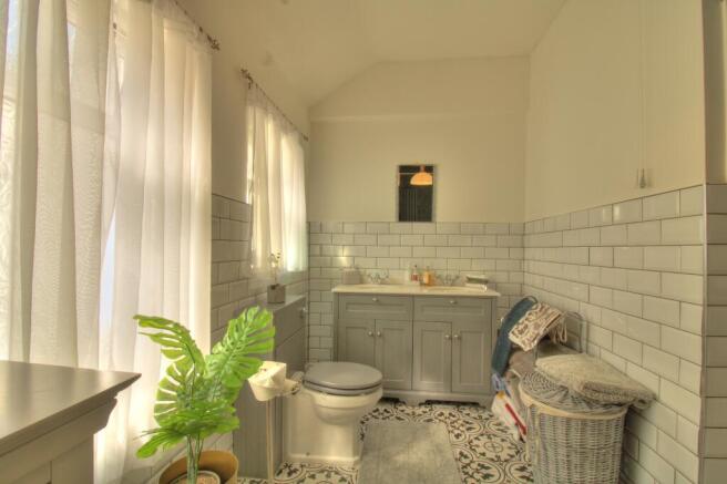 Bathroom 3