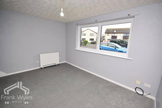 33082942.JPG