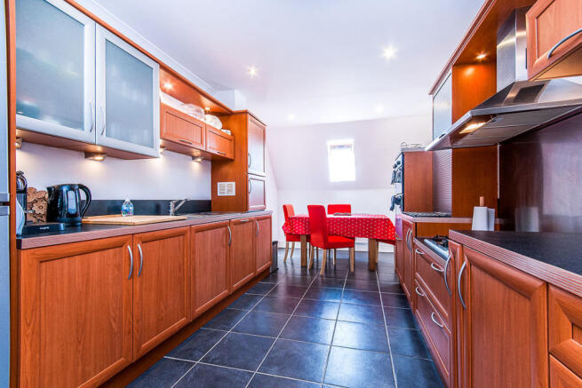 Kitchen / Breakfast Room