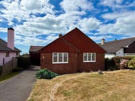 3, Rookhurst Road, Bexhill-on-sea TN40 2NZ