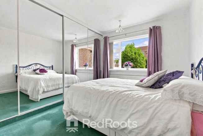 2 bed Bungalow for sale Image 11