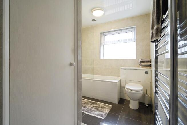 3 bed Detached Bungalow for sale Image 12