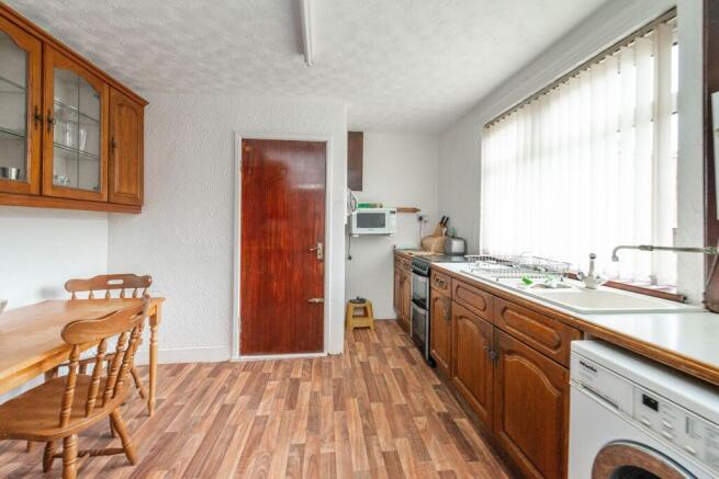 KITCHEN/DINER AND LIVING ROOM