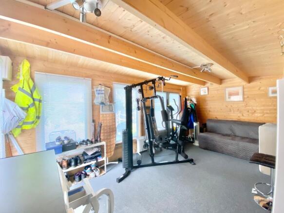 Photo 9