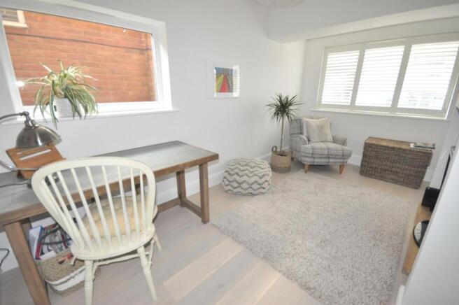 FAMILY ROOM / BED 4