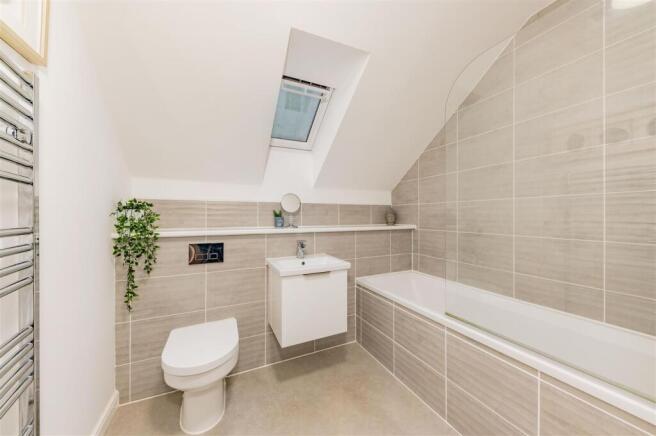 19 Greenfield Crescent Dundee-9.JPG