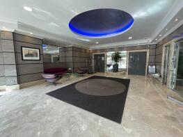 638, 9 Whitehouse Apartments, Belvedere Road, London SE1 8YT