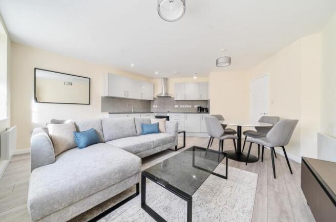 Kitchen - Reception room