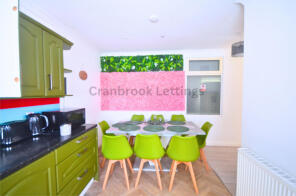 37, Pershore Close, Gants Hill, Ilford IG2 6RR