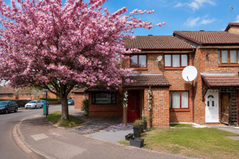 Holly Gardens, West Drayton