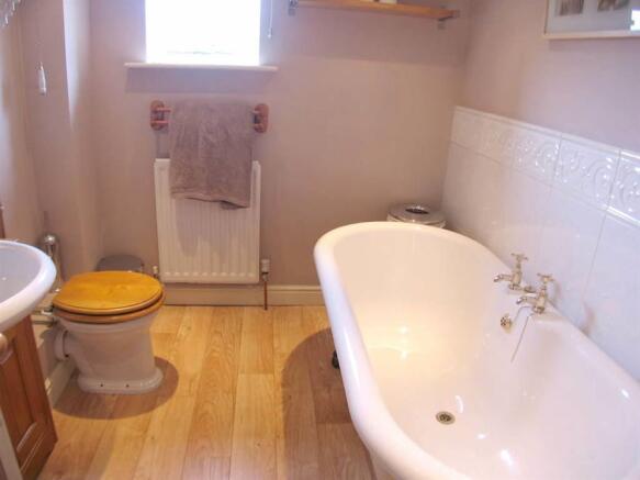 Photo 11
