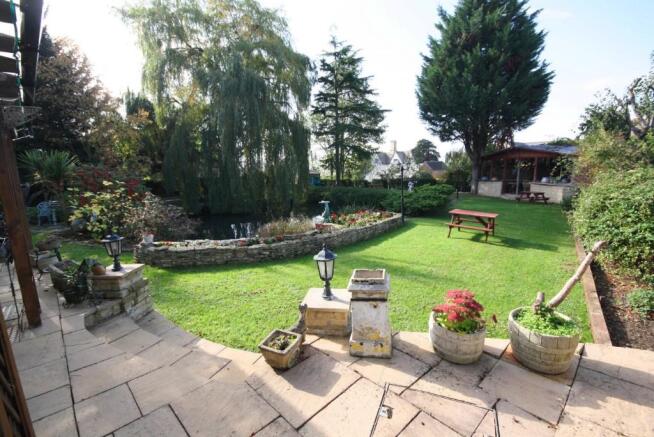Large Rear Garden 