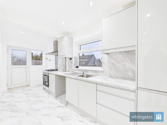 3 bed Semi-Detached for sale Image 7