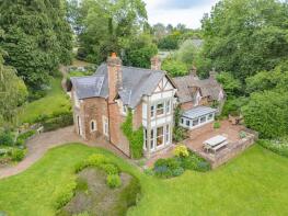 Llanishen House, Llanishen Road, Chepstow NP16 6QS