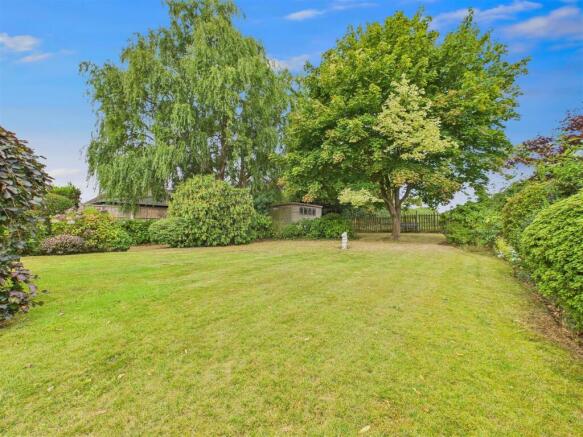 Sherbrook Close, Brocton, Stafford photo 4