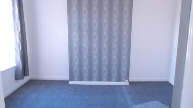 bedroom.JPG