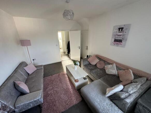 3 bed Block of Apartments for sale Image 2