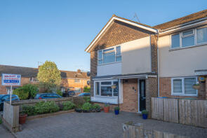 4, Hilldown Road, Hemel Hempstead HP1 3JE