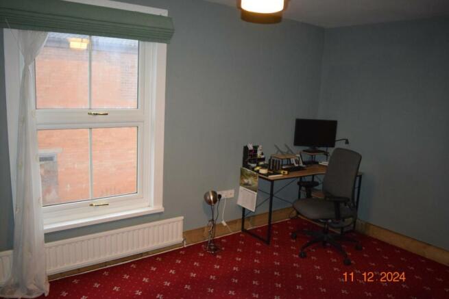 Bedroom/Study