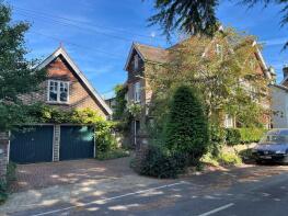Lyminster Lodge, Station Road, Steyning BN44 3YL