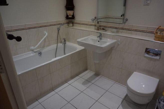 Photo 11
