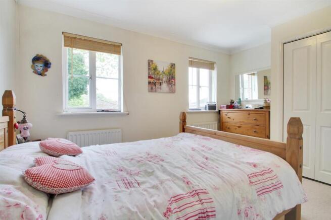 Bedroom 1.jpg