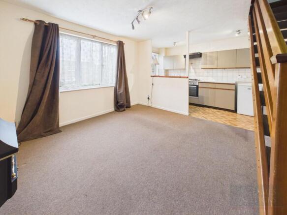 Open Plan Kitchen & Living Area