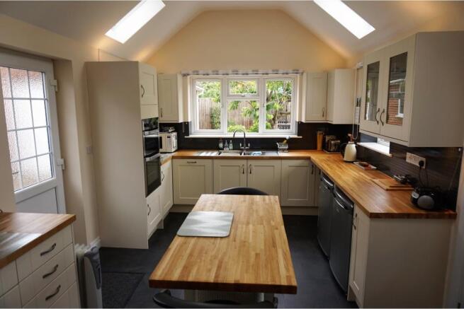 Kitchen / Breakfast