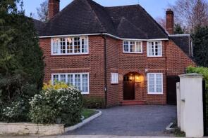50, Oakleigh Park South, Whetstone, London N20 9JN
