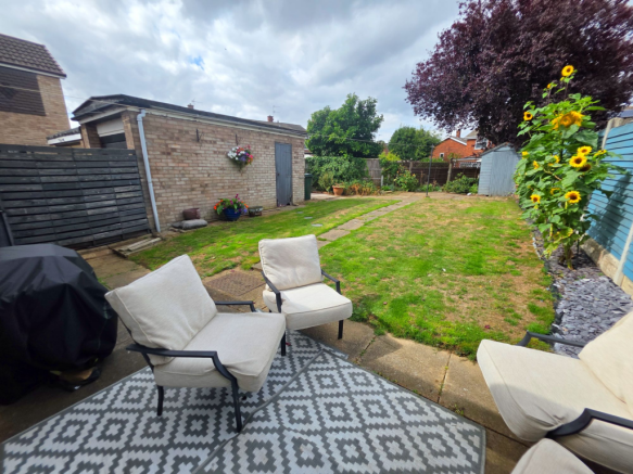 3 bed Semi-Detached for sale Image 4